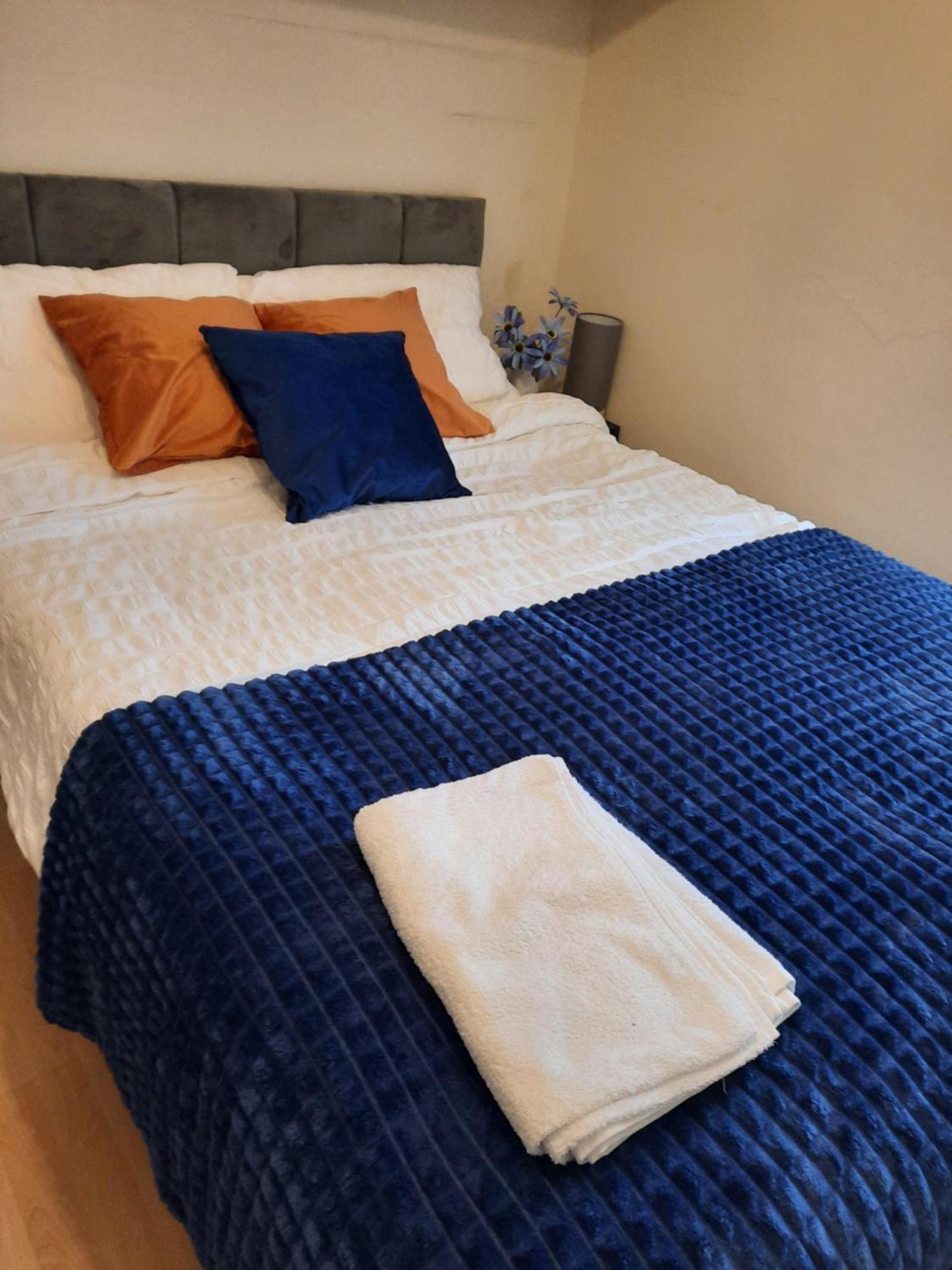 47r Place Apartment